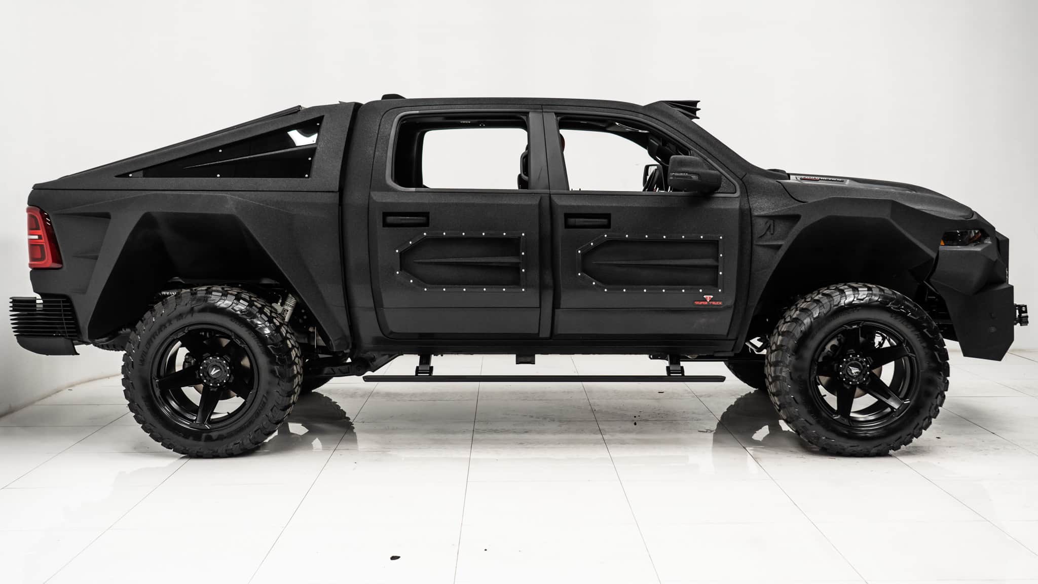 2025 APOCALYPSE SUPER TRUCK 4X4