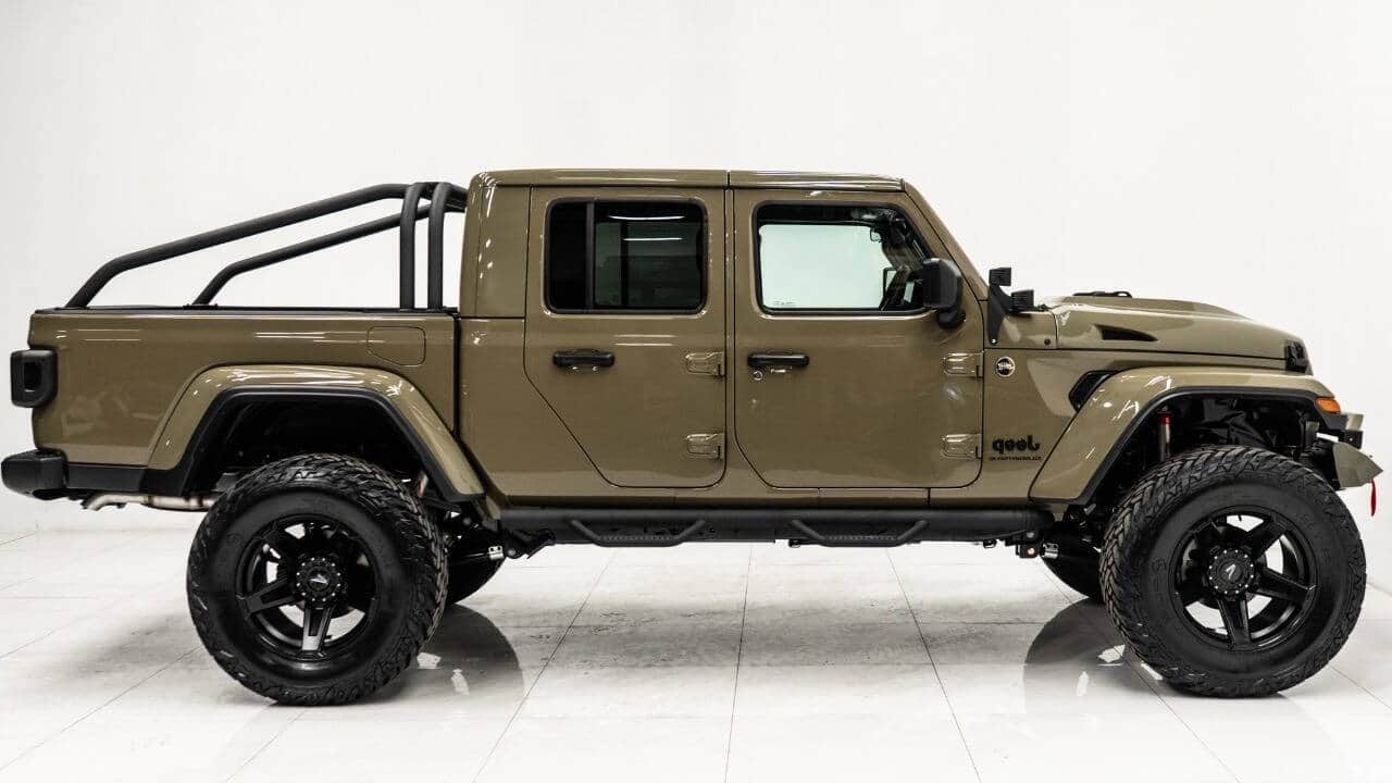 2025 JEEP GLADIATOR