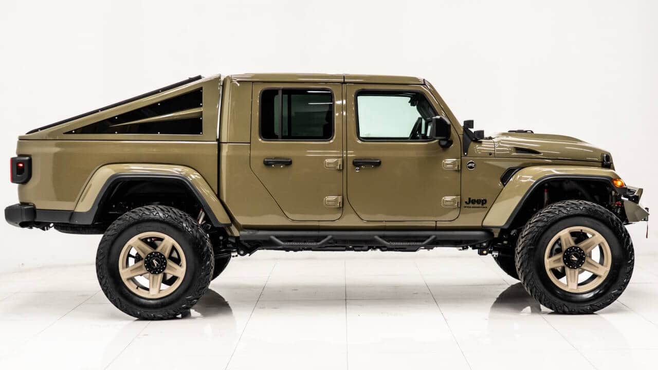 2025 JEEP GLADIATOR