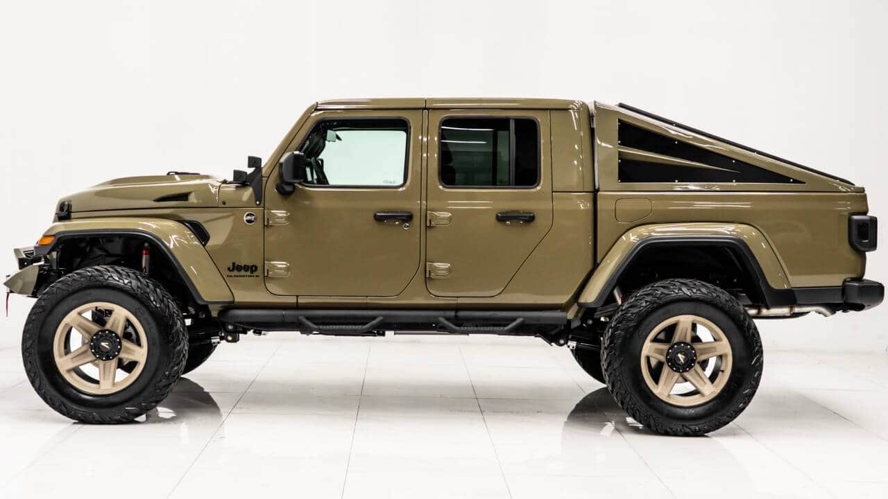 2025 JEEP GLADIATOR