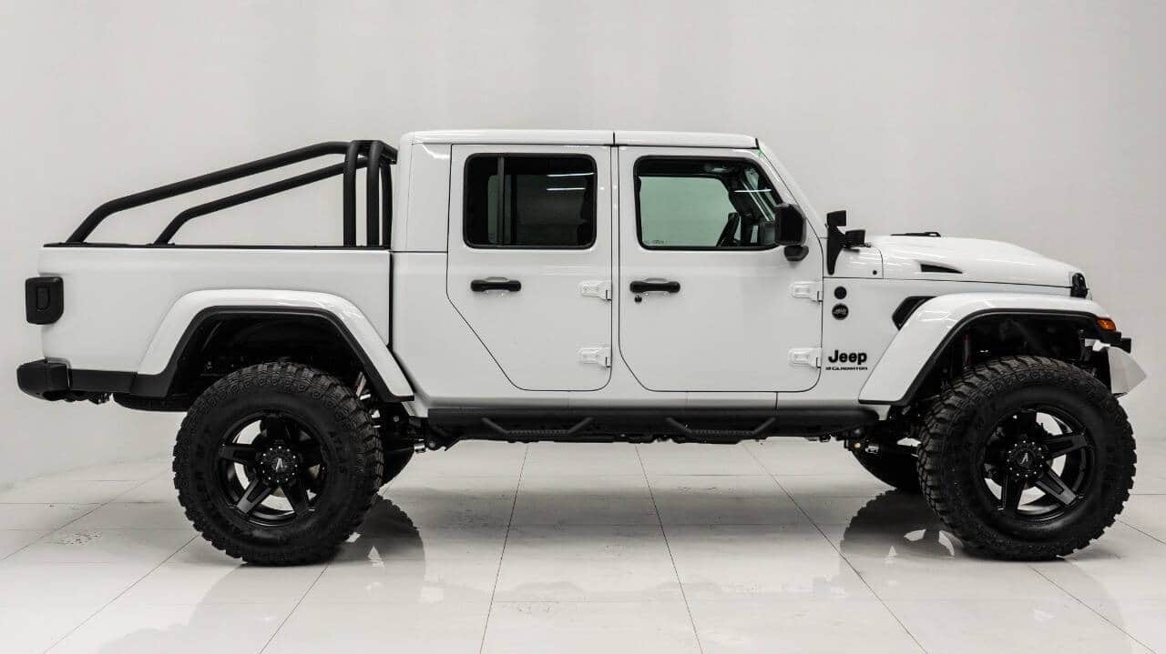 2025 JEEP GLADIATOR