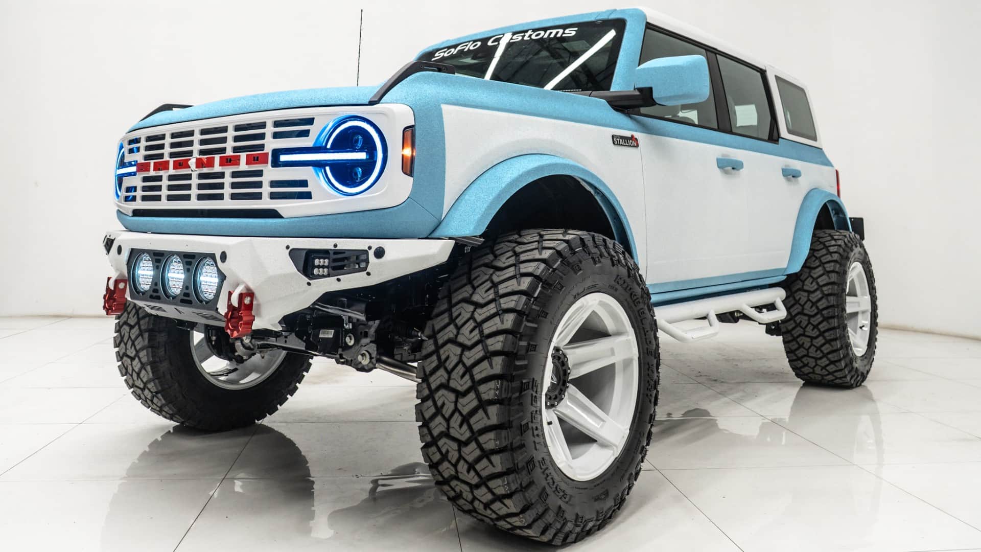 2025 FORD BRONCO