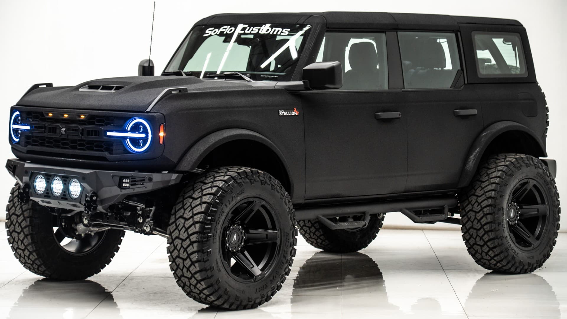 2025 FORD BRONCO