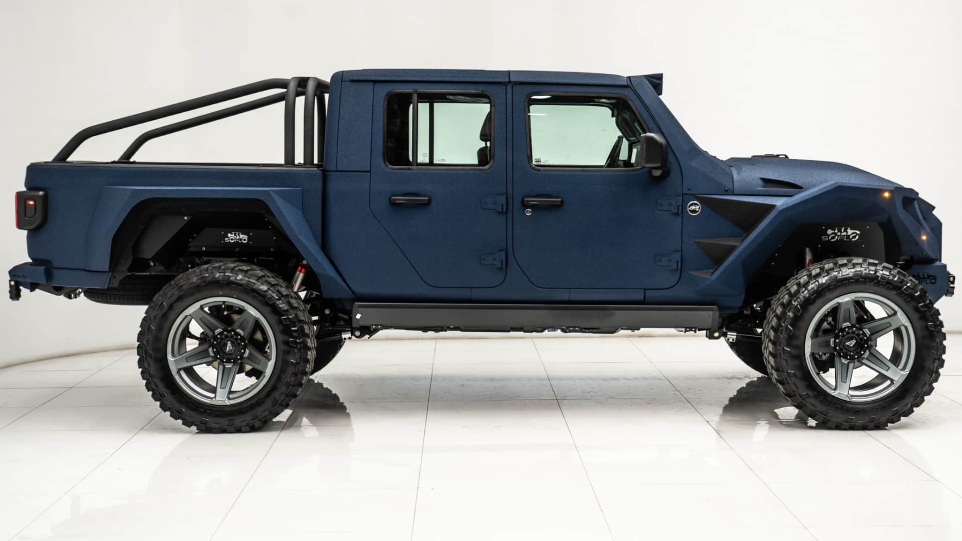 2025 JEEP GLADIATOR