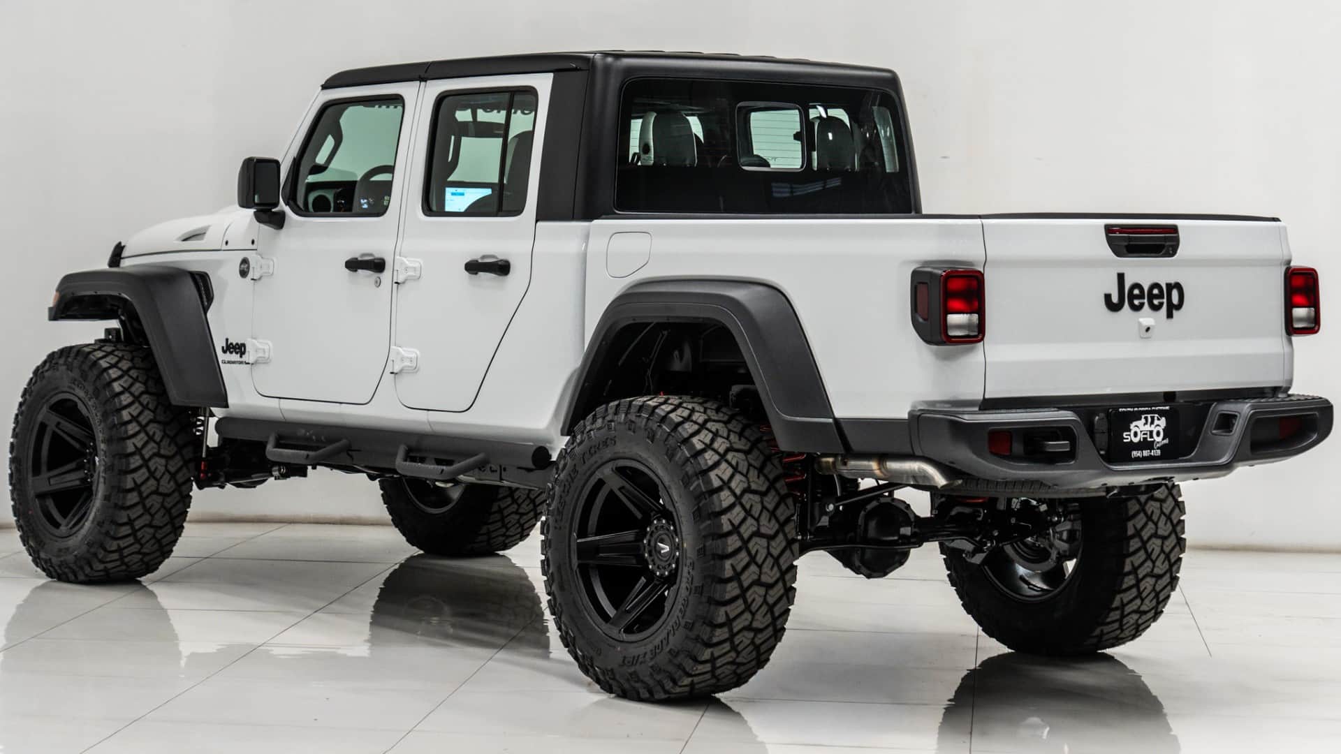 2025 JEEP GLADIATOR